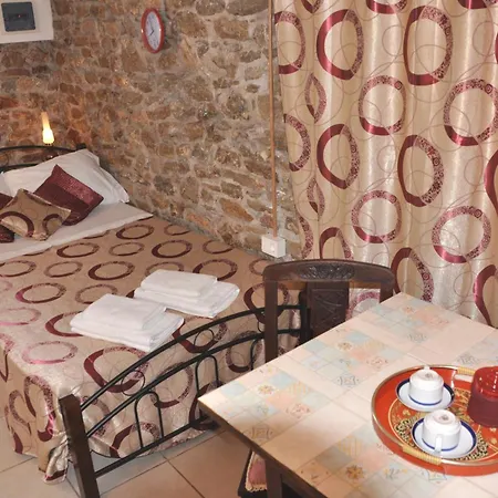 Casa Lela Апартаменты *